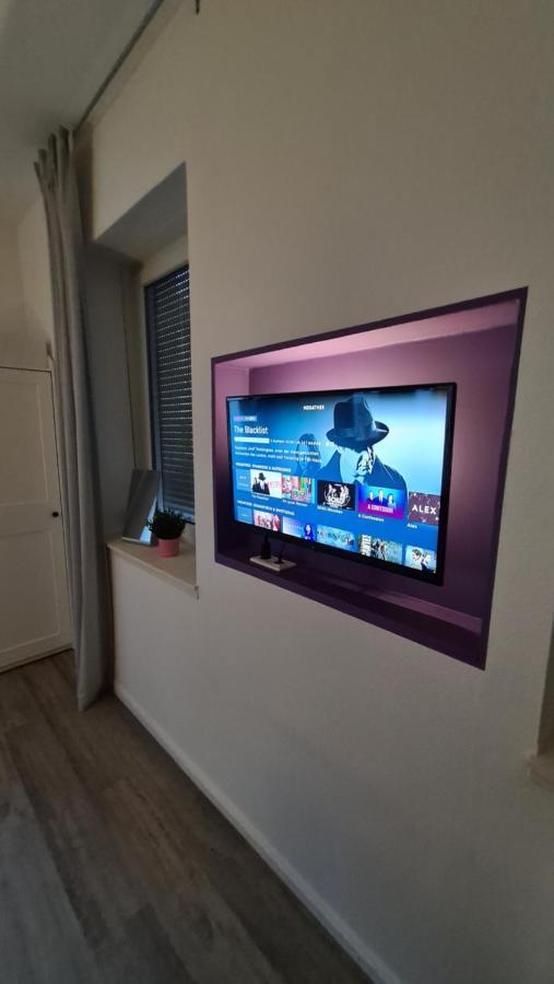 Appartement Lavendel, Ferienwohnung Mit Eigenem Eingang Wie Ein Kleines Haus Bad Salzuflen Esterno foto