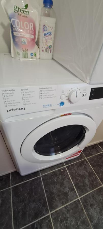 Appartement Lavendel, Ferienwohnung Mit Eigenem Eingang Wie Ein Kleines Haus Bad Salzuflen Esterno foto