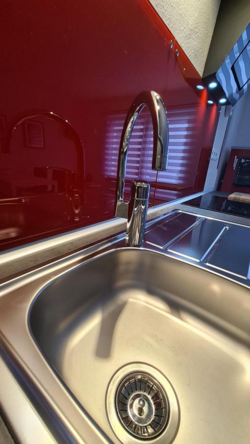 Appartement Lavendel, Ferienwohnung Mit Eigenem Eingang Wie Ein Kleines Haus Bad Salzuflen Esterno foto