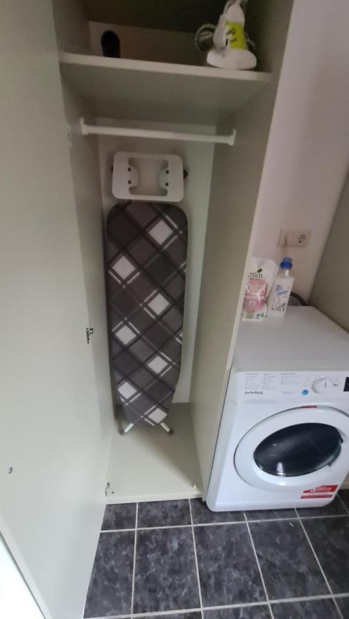 Appartement Lavendel, Ferienwohnung Mit Eigenem Eingang Wie Ein Kleines Haus Bad Salzuflen Esterno foto