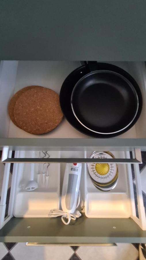 Appartement Lavendel, Ferienwohnung Mit Eigenem Eingang Wie Ein Kleines Haus Bad Salzuflen Esterno foto