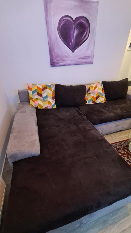Appartement Lavendel, Ferienwohnung Mit Eigenem Eingang Wie Ein Kleines Haus Bad Salzuflen Esterno foto